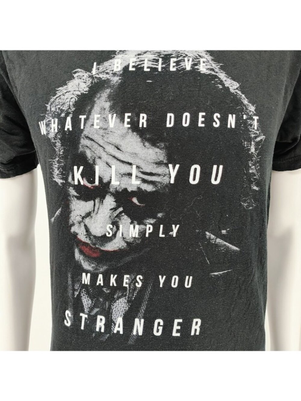 Batman The Dark Knight Heath Ledger "I Believe..." Black Graphic T-Shirt (M) - Picture 2 of 6
